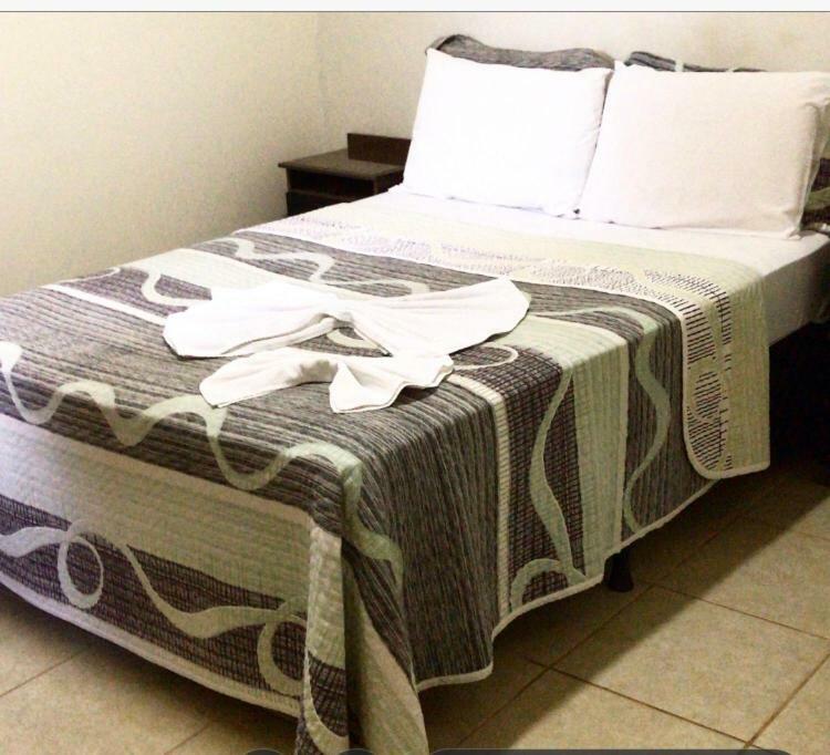 Hotel Santos Campina Verde エクステリア 写真